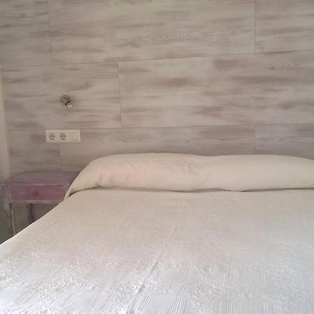 Hostal Paris Ciutadella Ciutadella  Pokoj fotografie