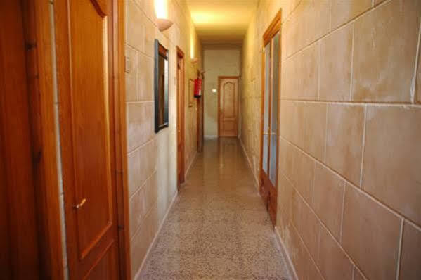 Hostal Paris Ciutadella Ciutadella  Exteriér fotografie